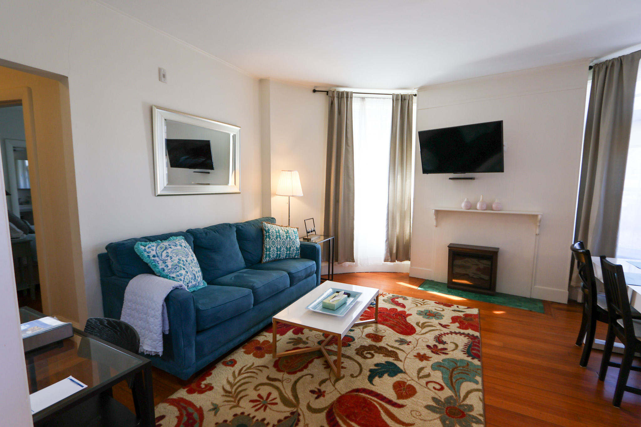 1 bed, 1 bath apartment for rent at 1871 Beacon St Unit 3., Chestnut Hill — photo 3 of 6