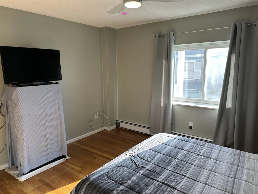 114 Nahant St, Diamond District