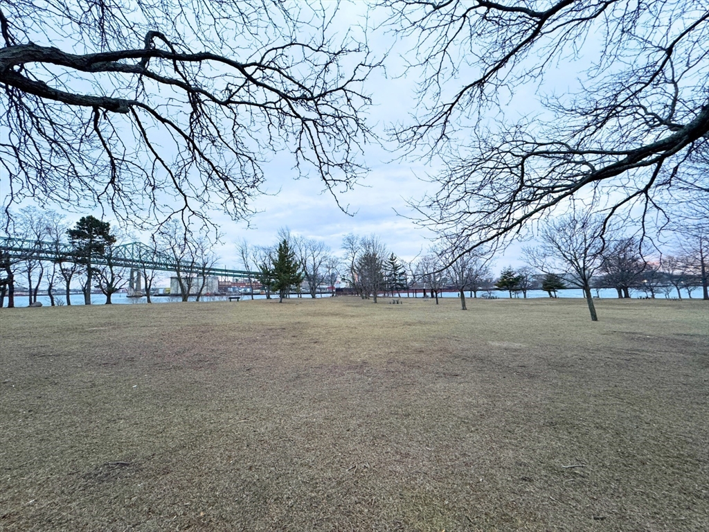 24 Front St, Chelsea