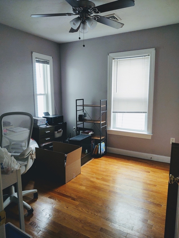 20 Fay Ct, Marlborough