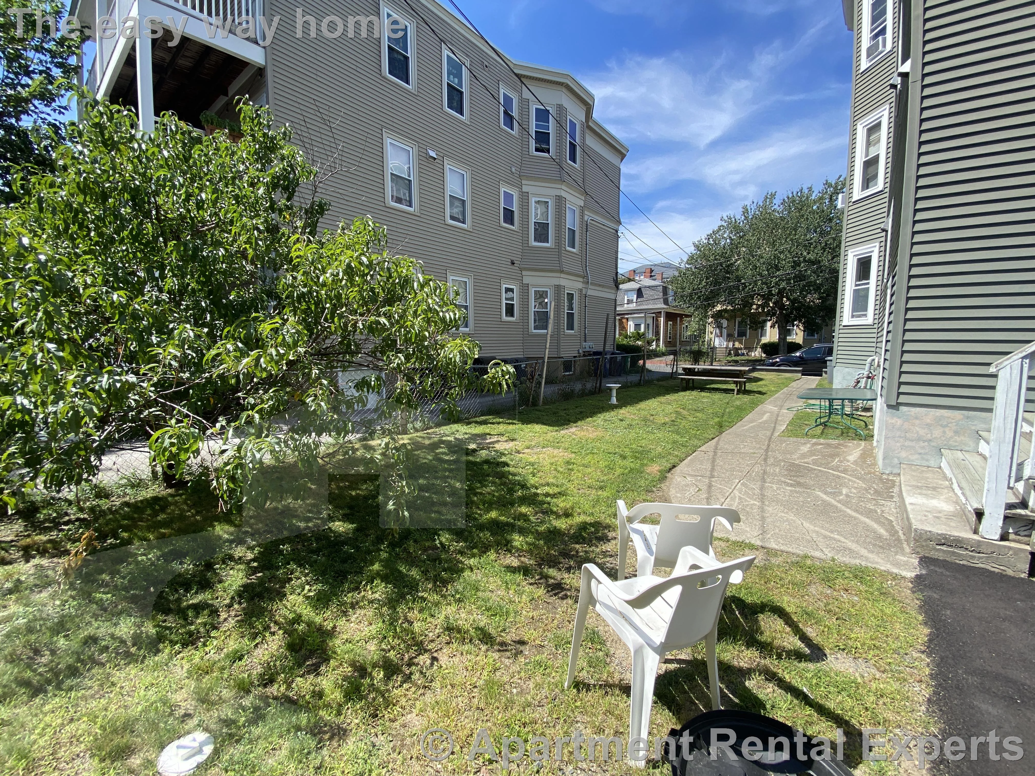 22 Rice St, Davis Square
