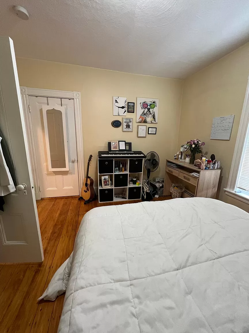 2 Gilson Ter, Spring Hill