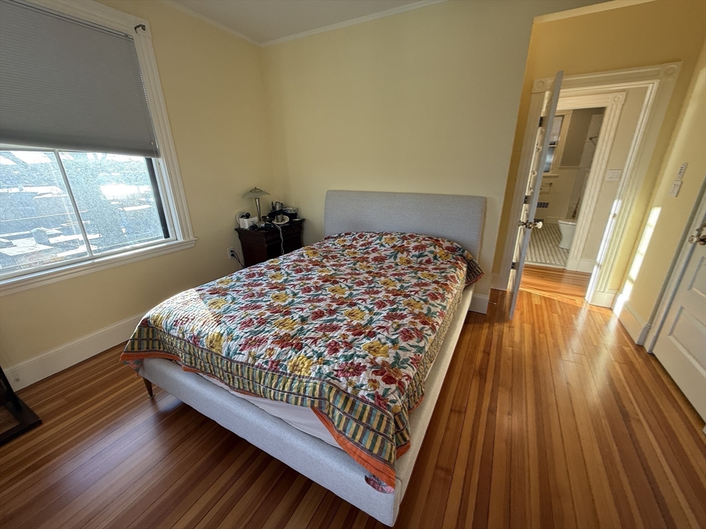 82 Lancaster Ter, Coolidge Corner