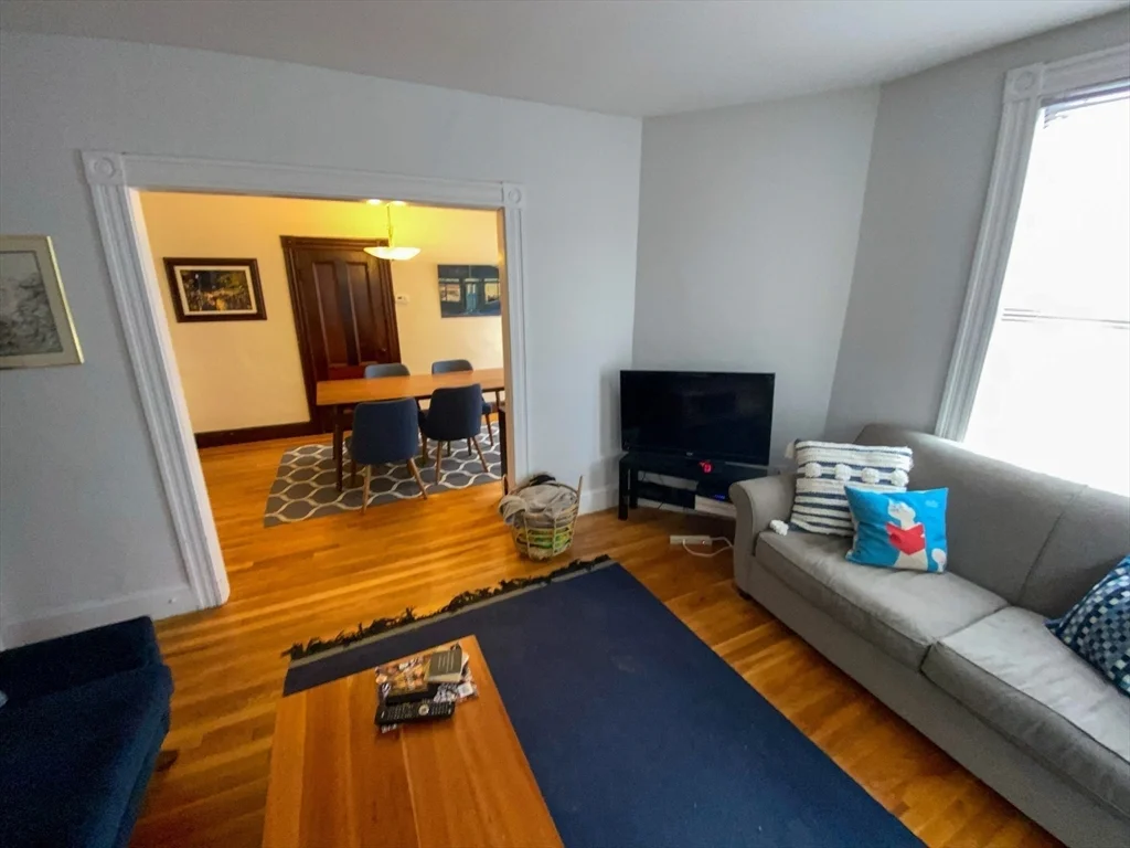 125 Brattle St, Arlington