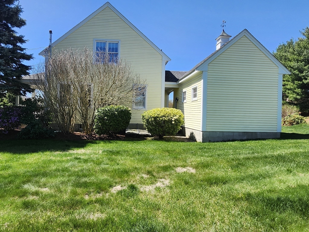 50 Fisher Rd, Southborough