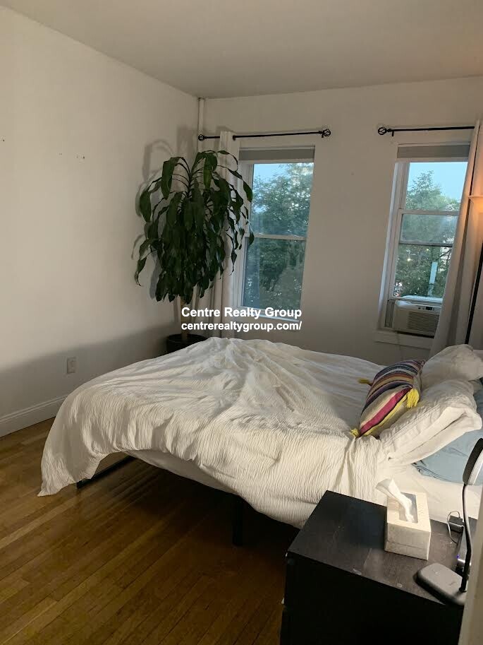 1 bed, 1 bath apartment for rent at 1880 Commonwealth Ave Unit 9, Brighton — photo 6 of 8