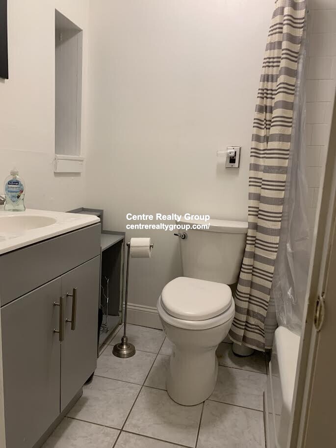 1 bed, 1 bath apartment for rent at 1880 Commonwealth Ave Unit 9, Brighton — photo 8 of 8