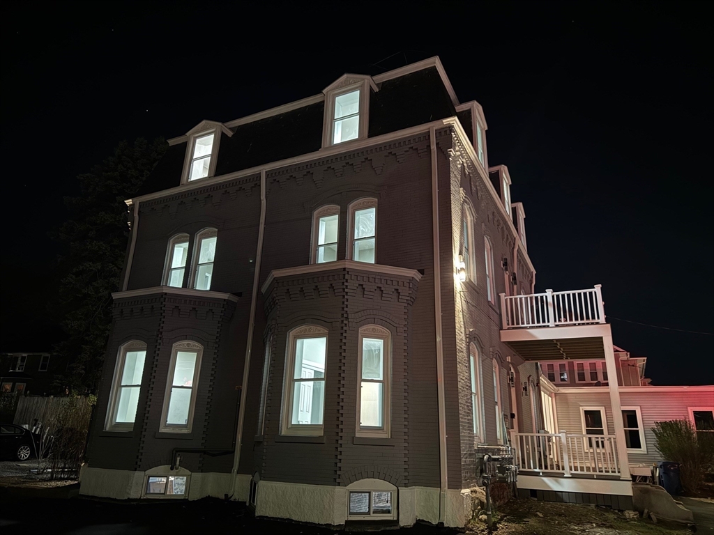 589 Haverhill St, Lawrence