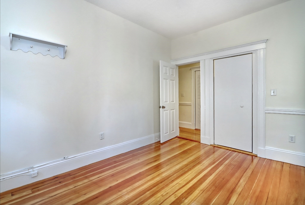 14 Holton, West Medford