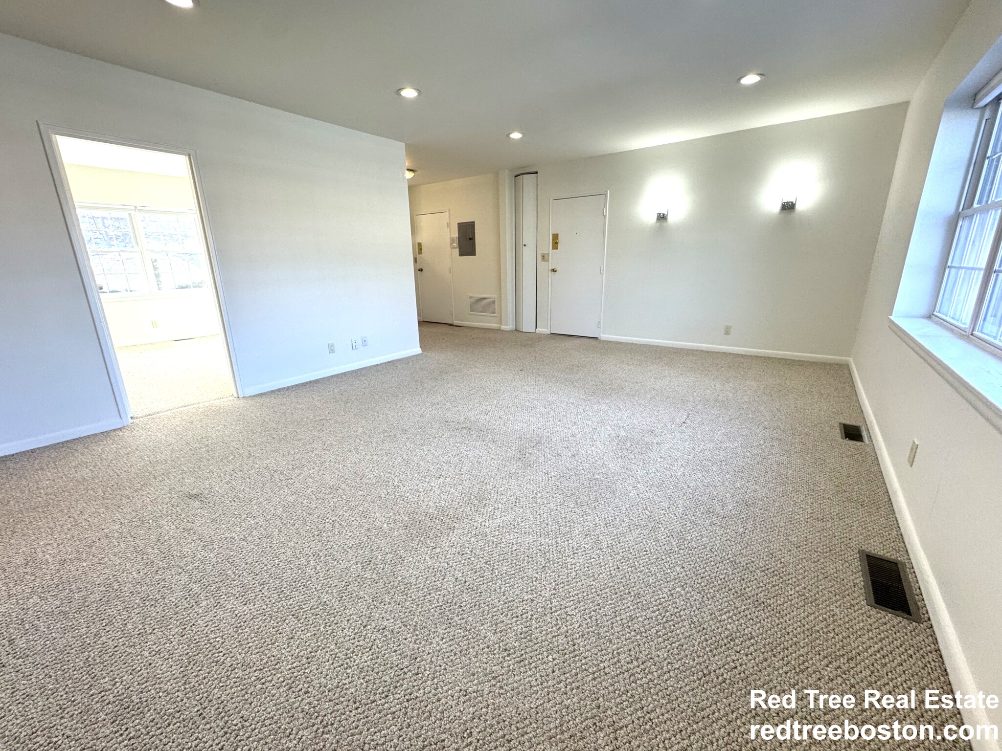 144 Lake Shore Rd, Brighton