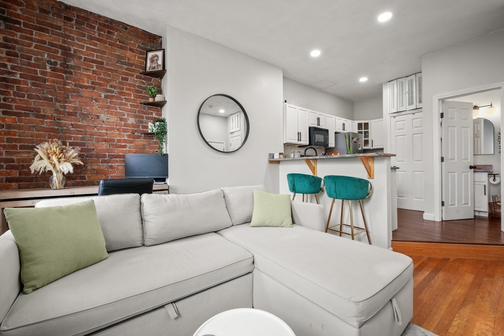 549 Columbus Ave, South End