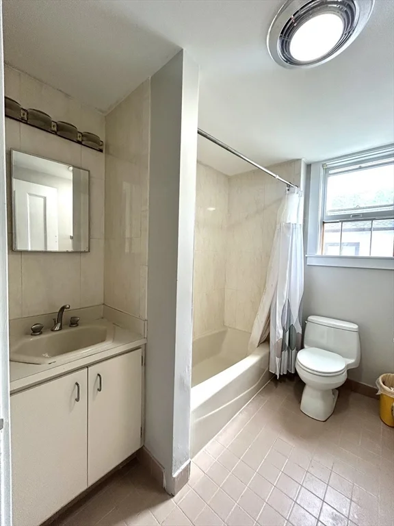 1601 Centre St, Newton