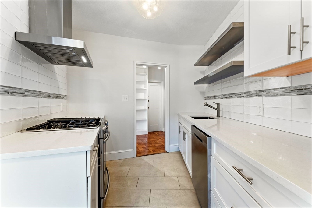 50 Follen St, Neighborhood Nine