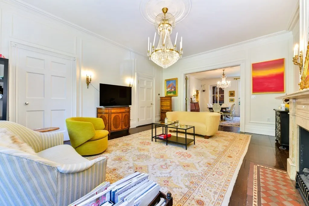 48 Mount Vernon St, Beacon Hill