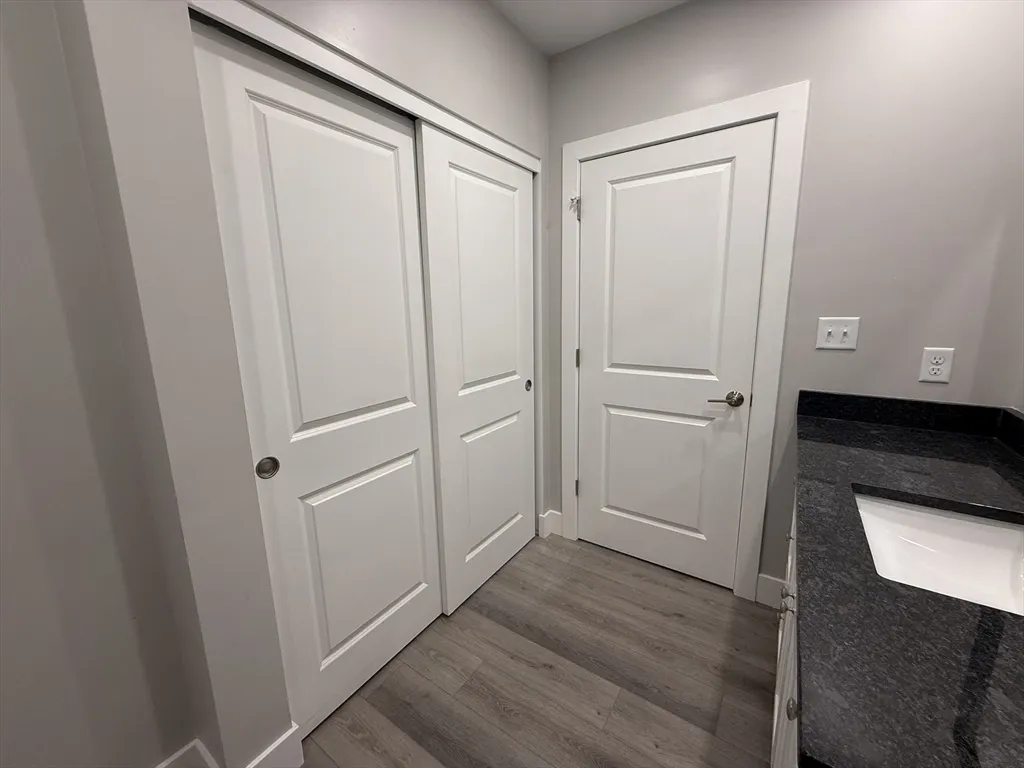 251 Sladen St, Dracut