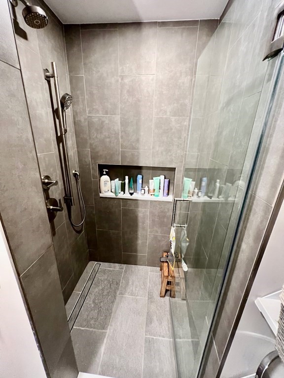 66 Telegraph St, South Boston