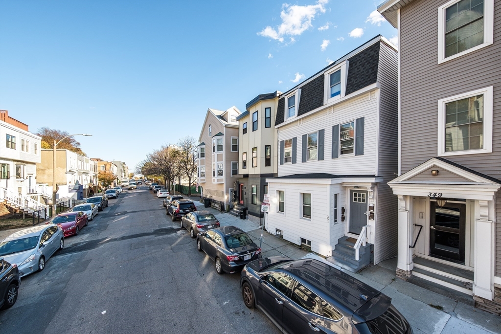 351 East 8th St, South Boston