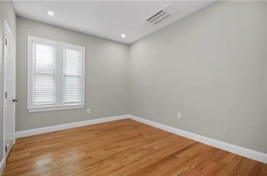 650 Dorchester Ave, South Boston