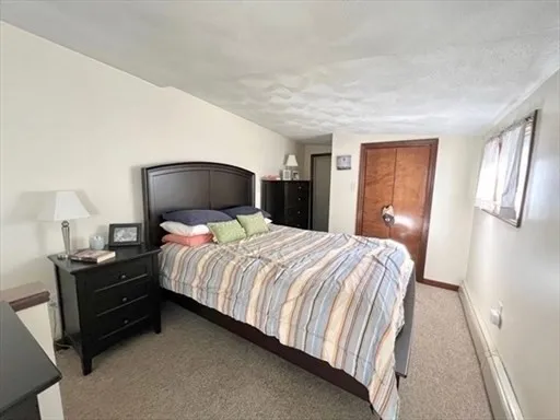 87 Main St, Charlestown