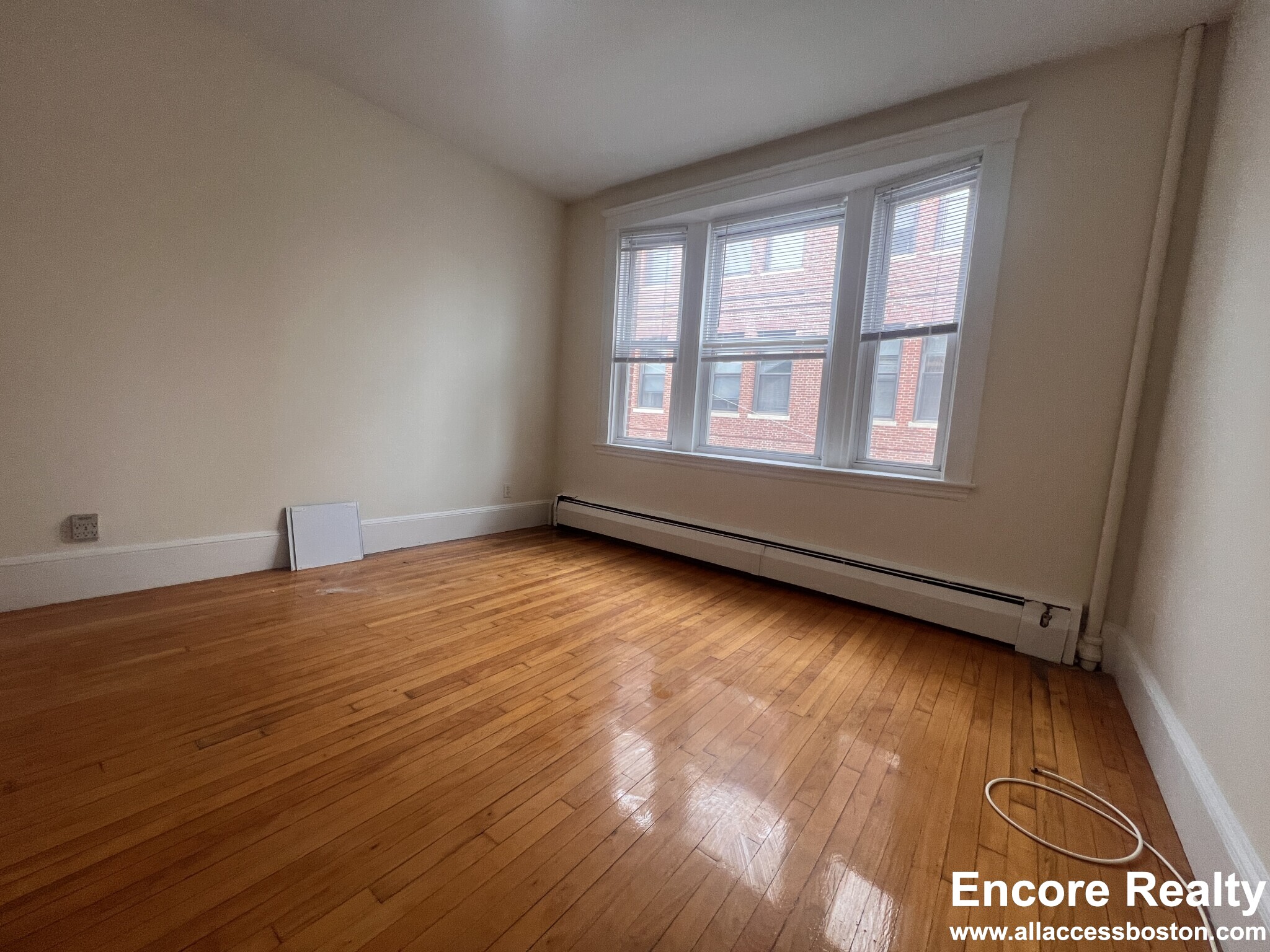 47 Inman St, Mid-Cambridge