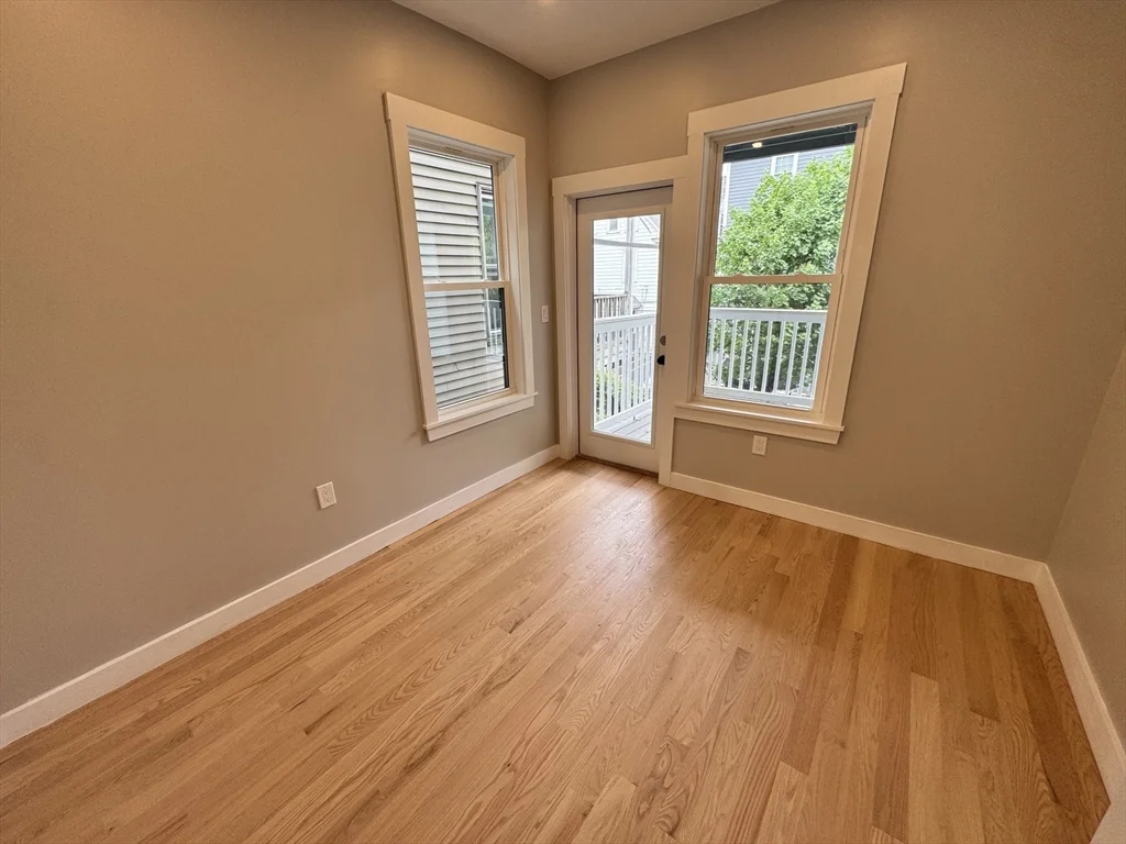 272 E Cottage St, Dorchester