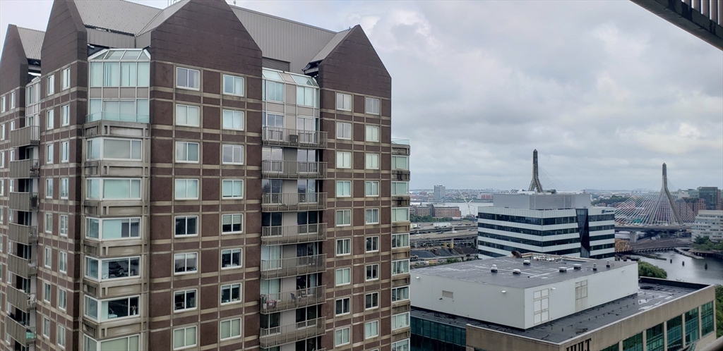 8 Museum Way, East Cambridge