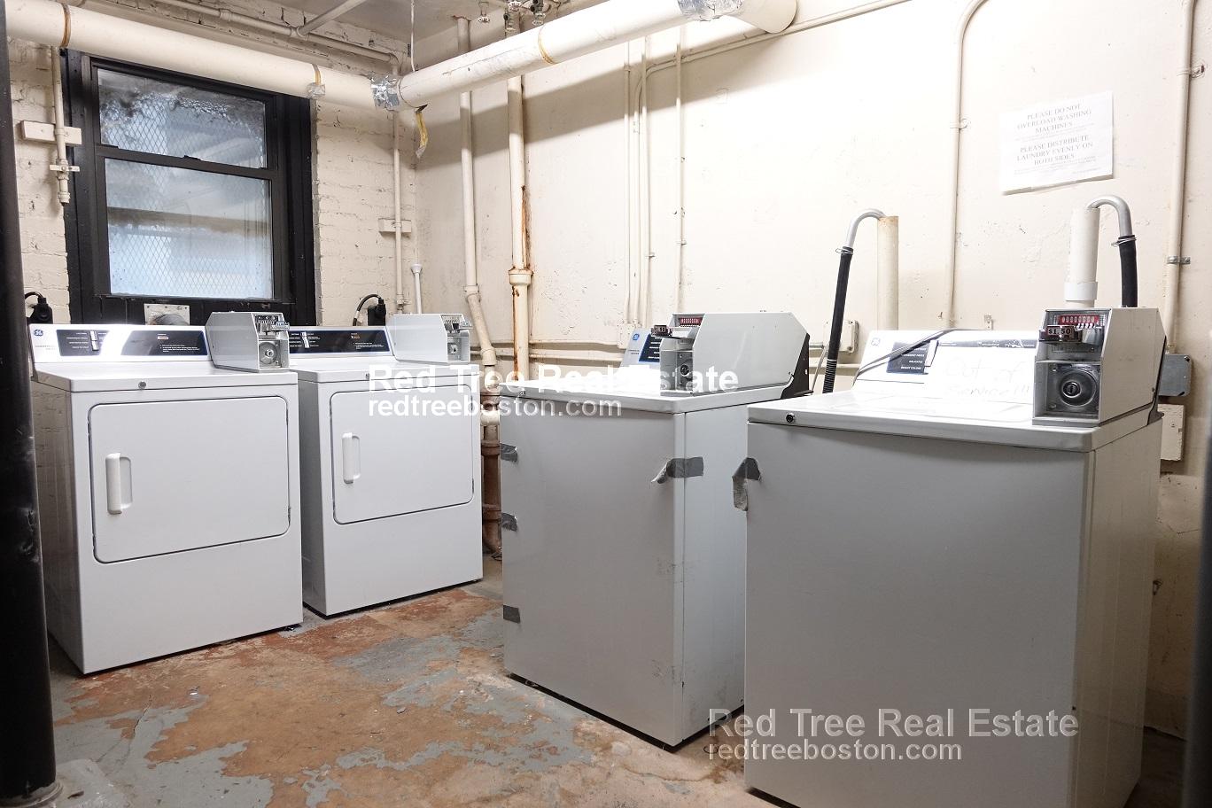 317 Summit Ave, Brighton