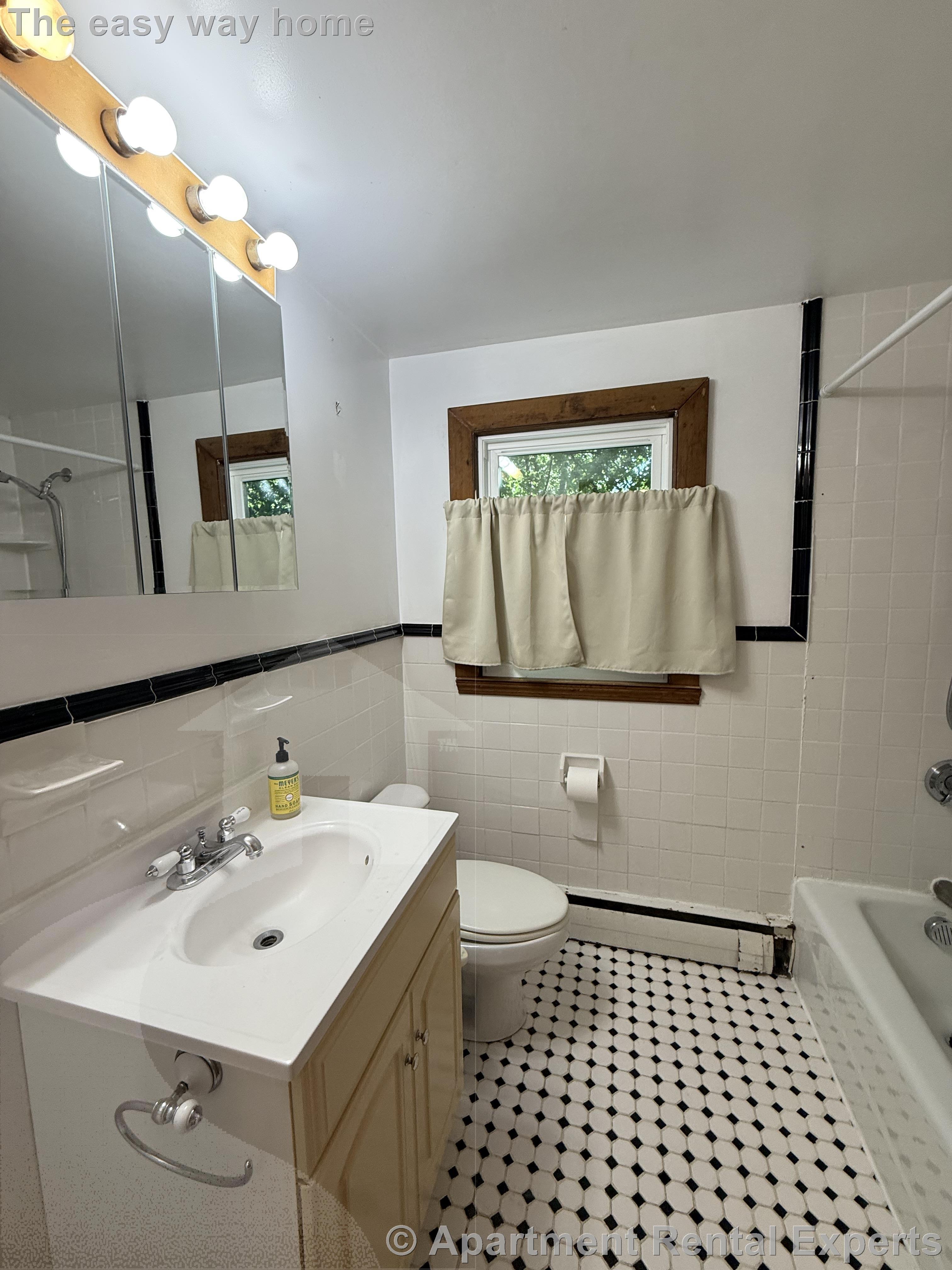 21 Jerome St, Arlington Line