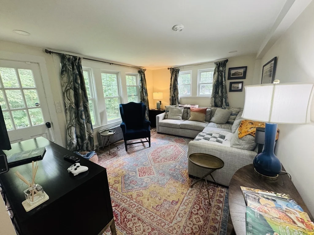 36 Evergreen Ave, Newton