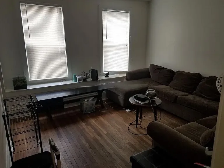 79 Hammond St, Banks Square