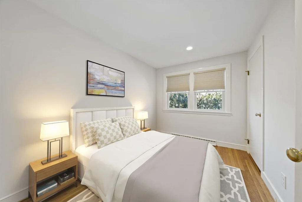 55 Evelyn Rd, Needham