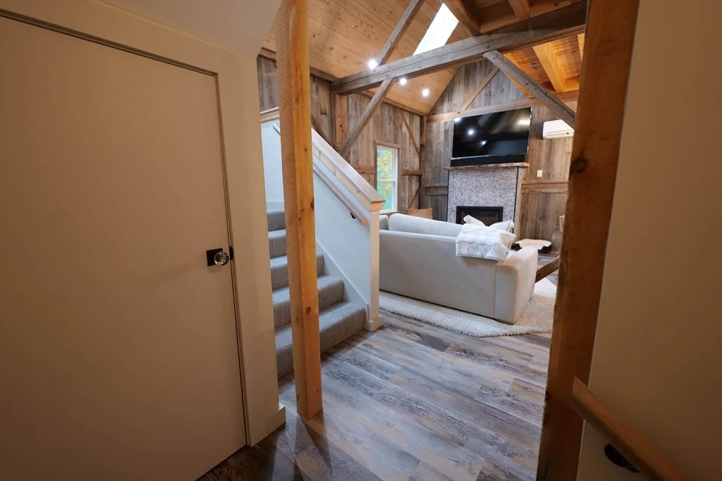 23 Winter St, Norwell