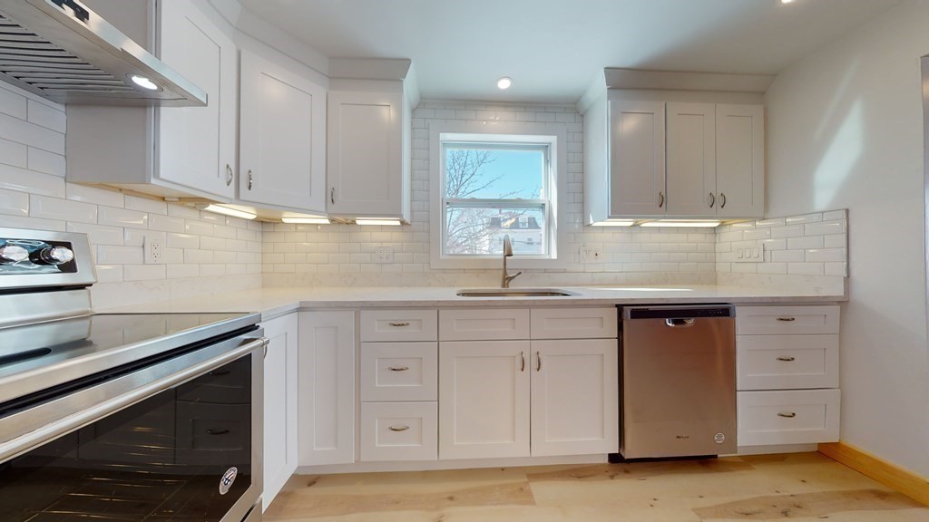 106 Laurel St, Malden