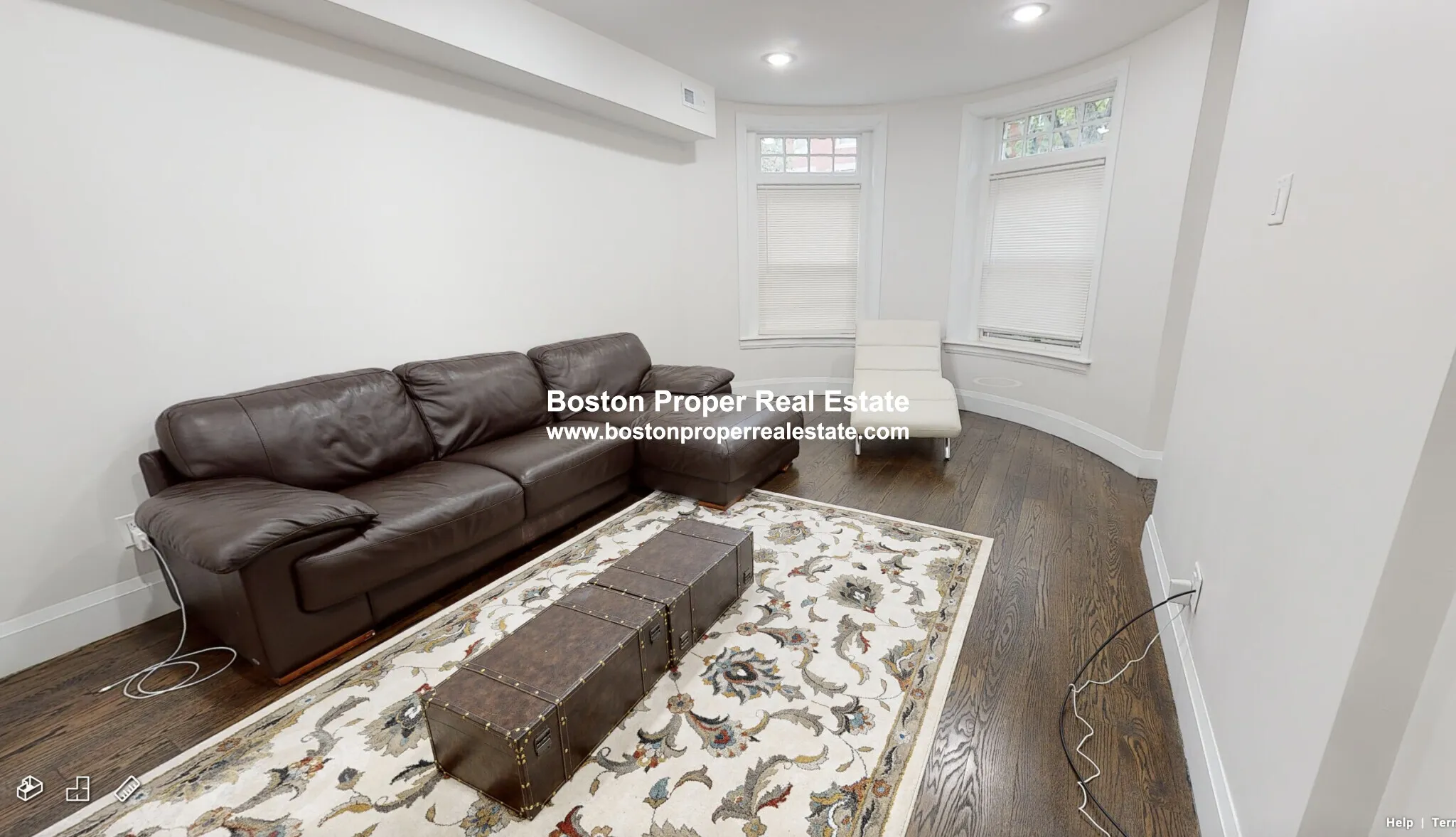 7 Strathmore Rd, Brookline