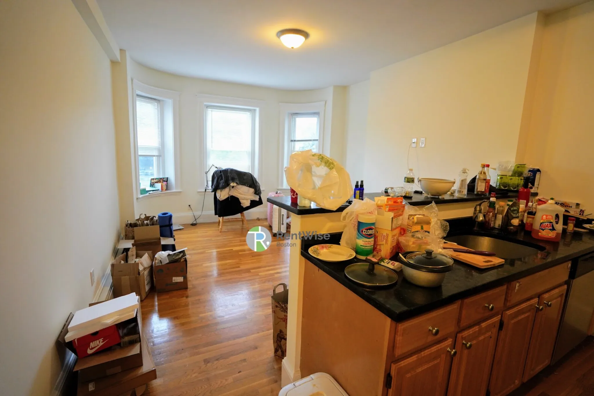 1322 Commonwealth Ave, Brighton