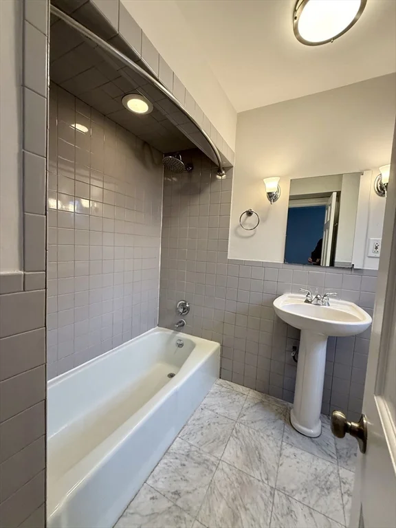 550 Tremont St, South End