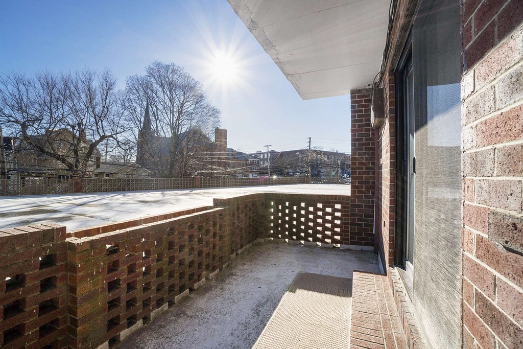 47 Mystic St, Arlington