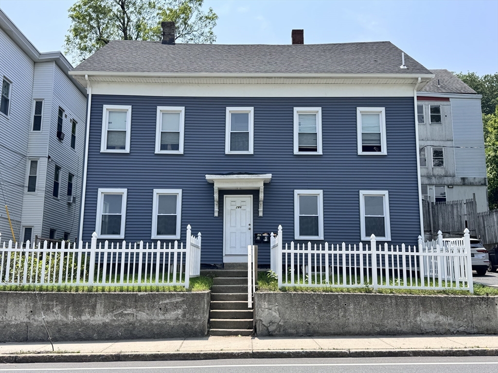 286 Kimball St, Fitchburg