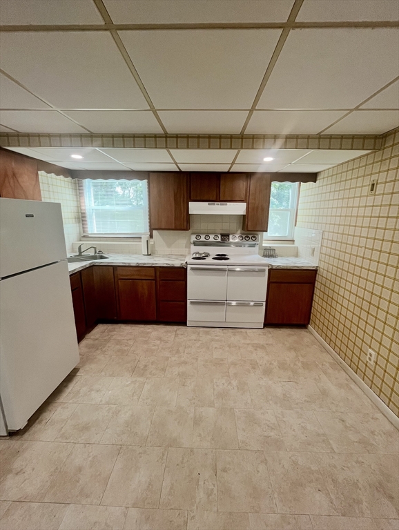 13 Columbine Rd, Worcester