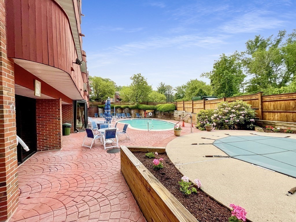 100 Rosemary Way, Needham Heights