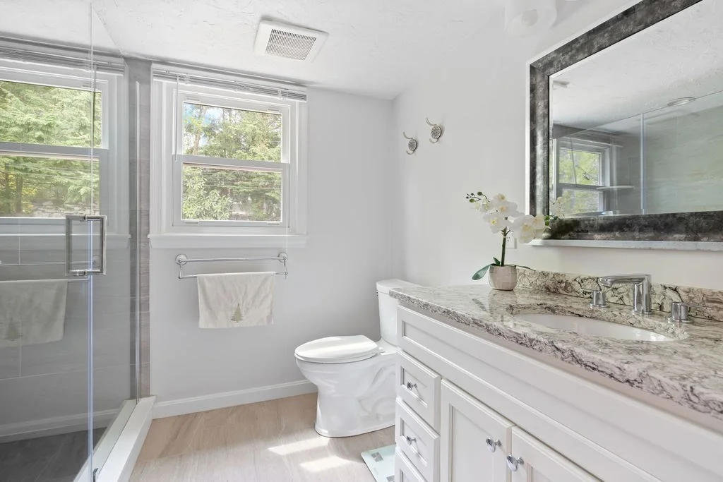 542 Commonwealth Ave, Newton