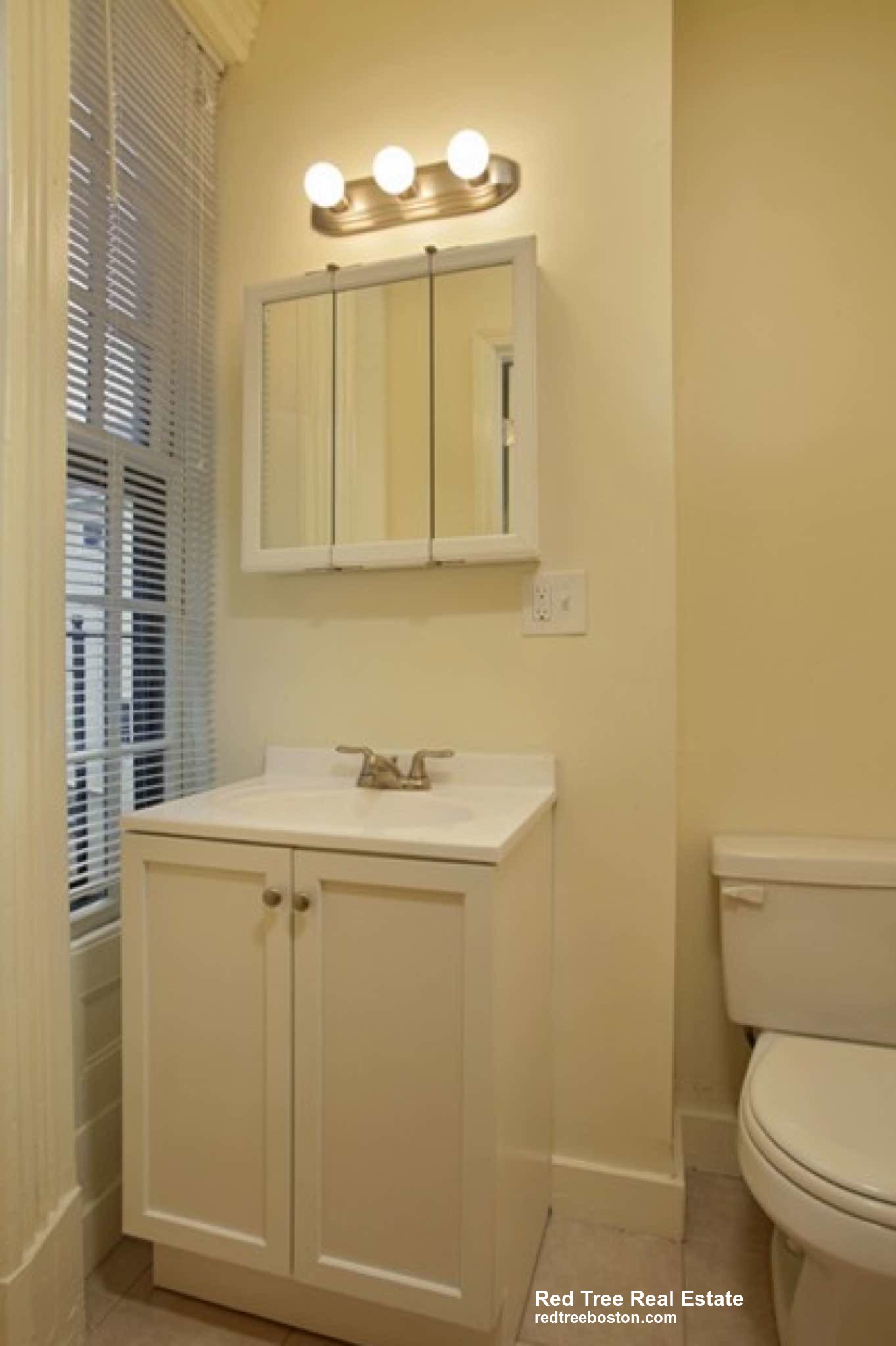 24 Joy St, Beacon Hill