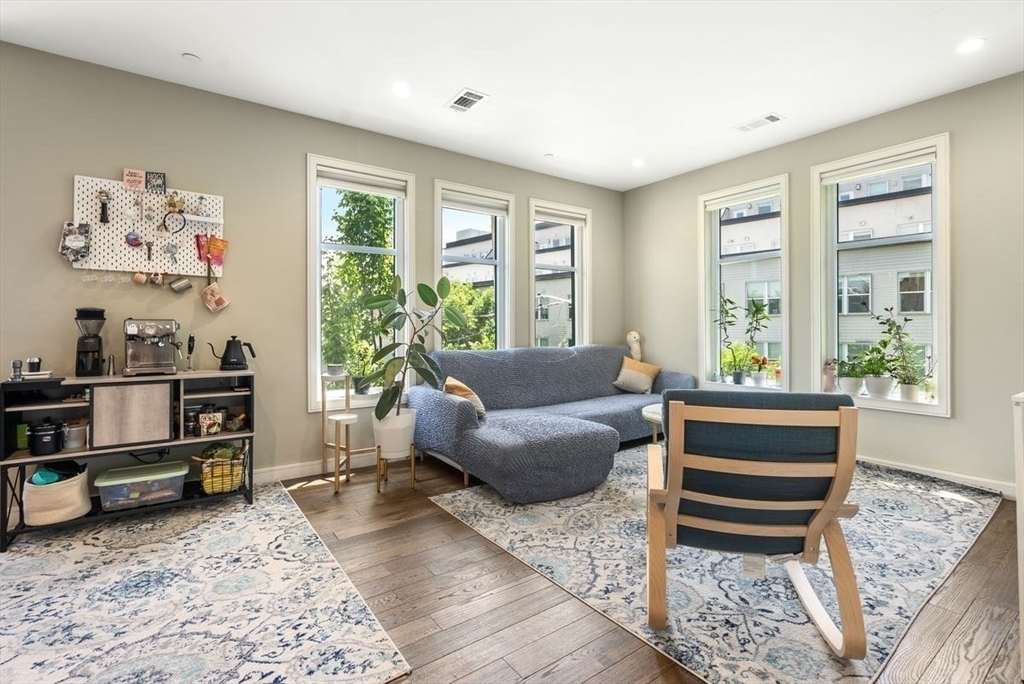 45 Burnett, Jamaica Plain