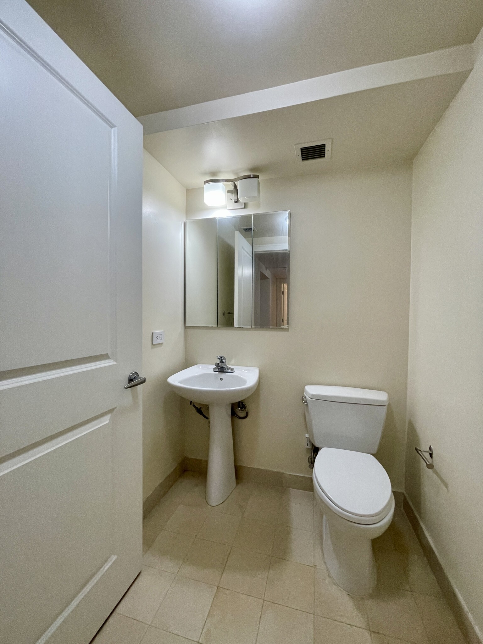 77 Marion St, Coolidge Corner