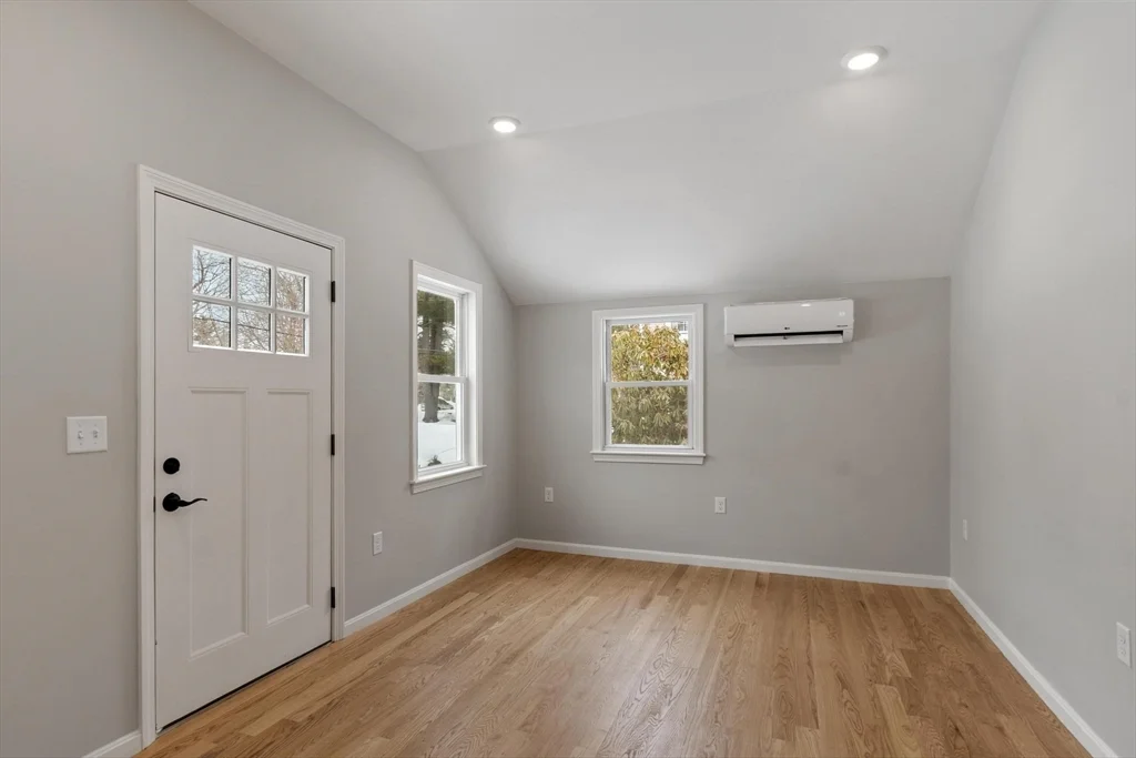 31 Birch Rd, Nabnasset