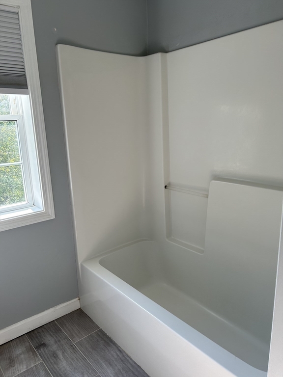 3 Gooseneck Ln, Westford