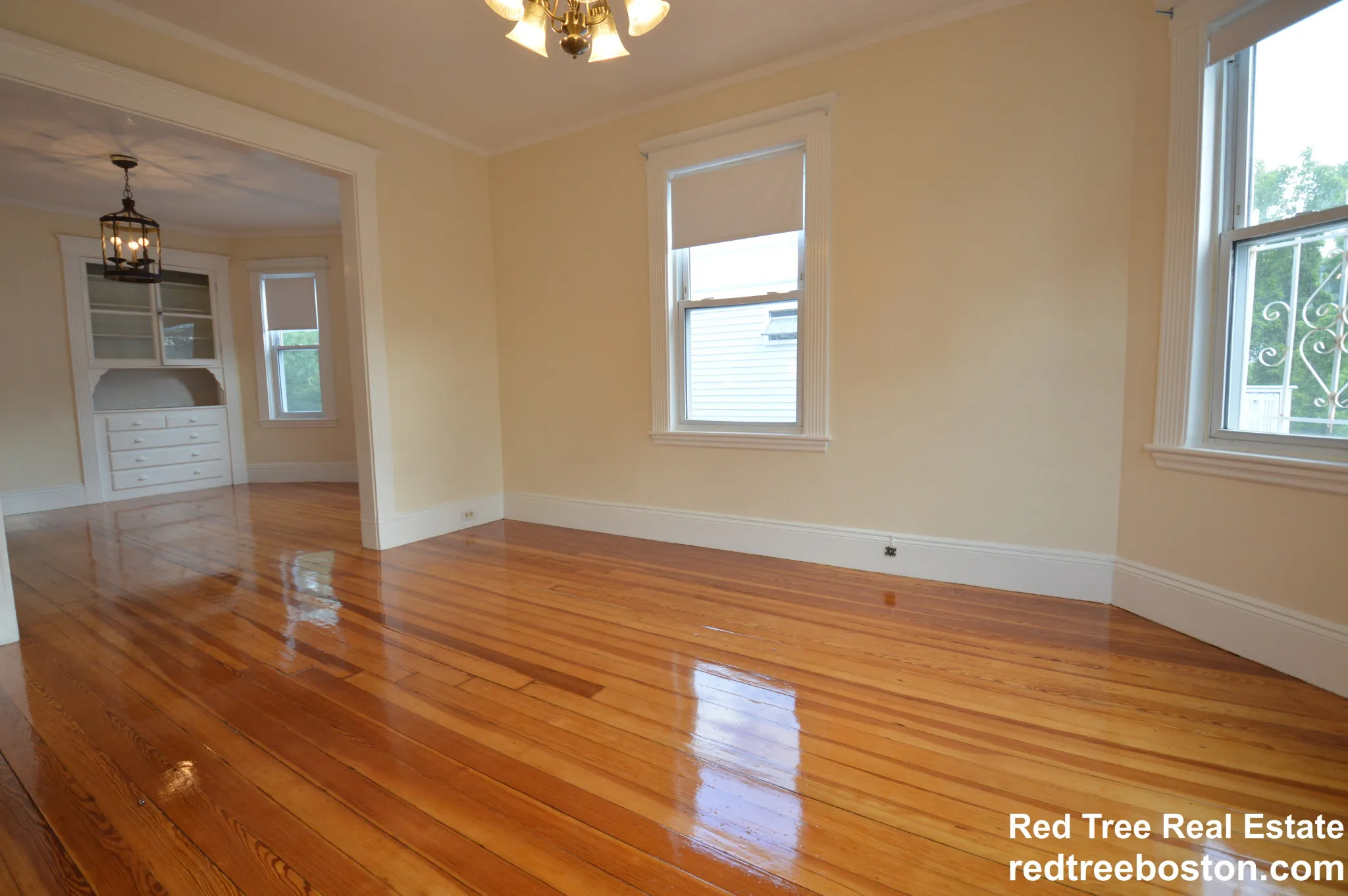 39 Montfern Ave, Brighton