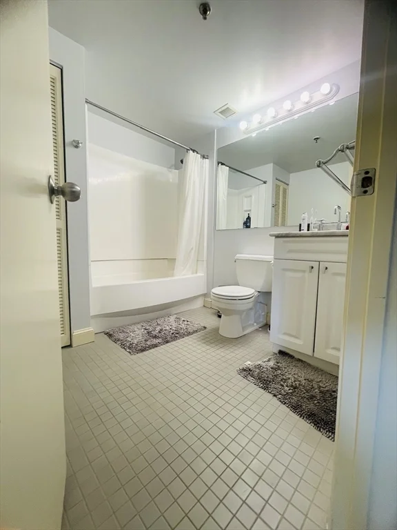 15 North Beacon St, Allston