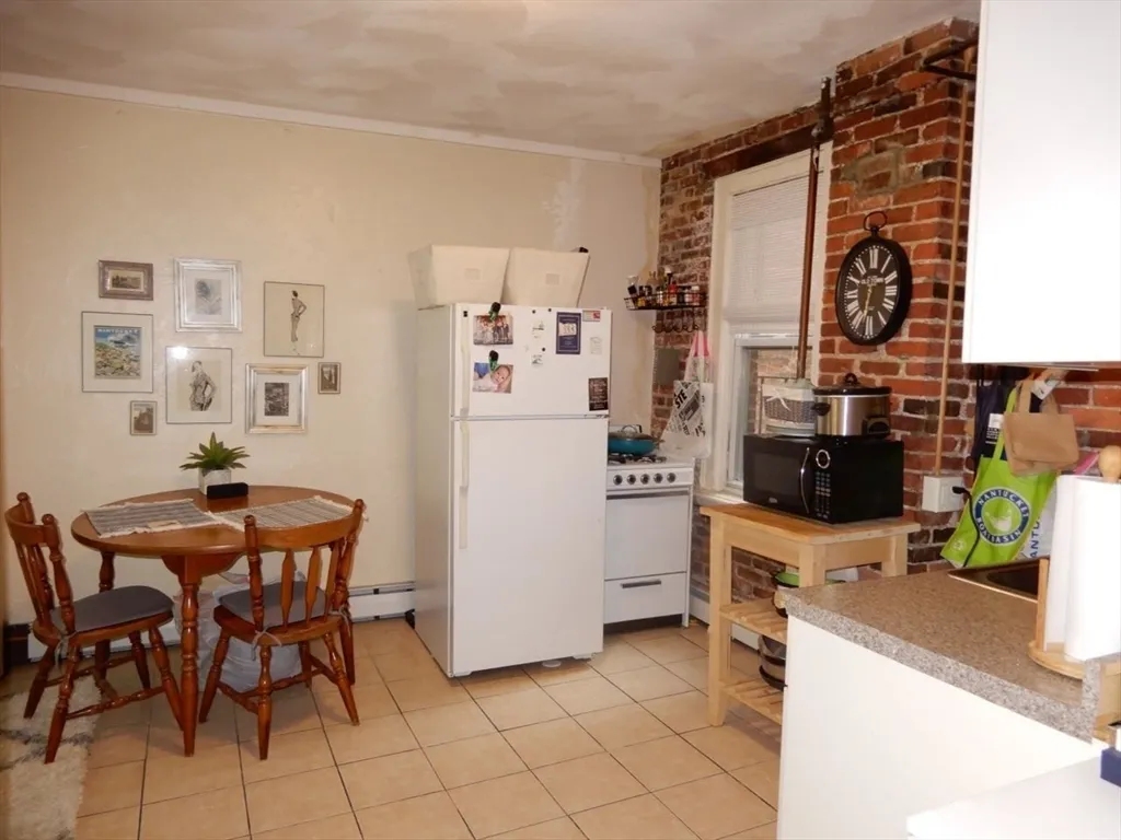 274 Cambridge St, Beacon Hill