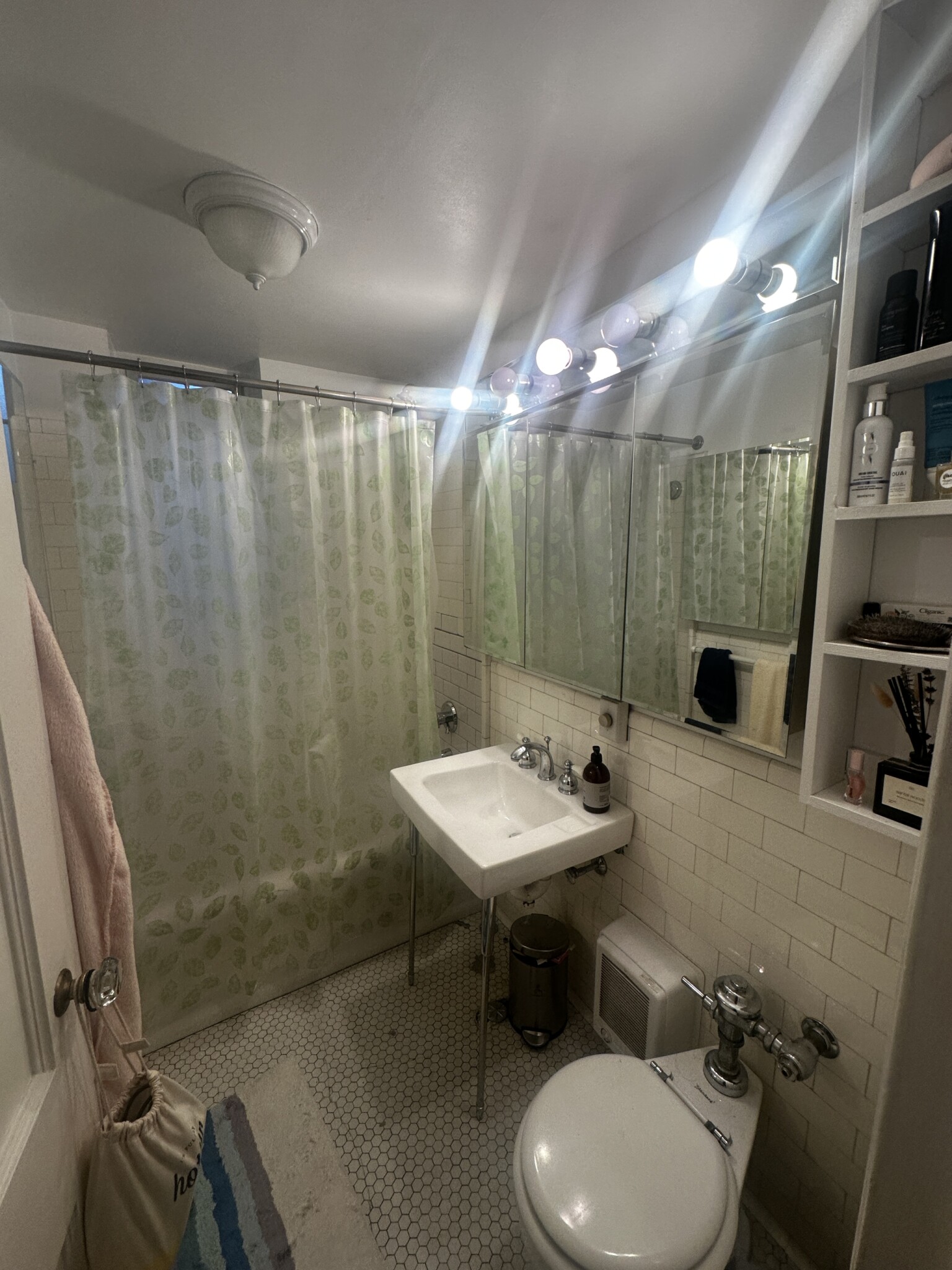 988 Memorial Dr, West Cambridge